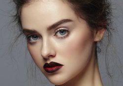 Makeup Tips - Best Celebrity Makeup Artist Tips 24